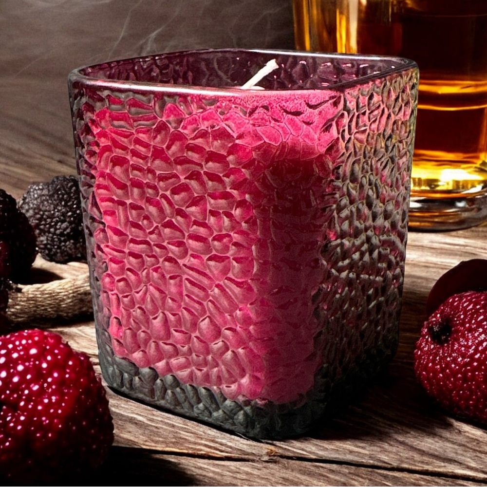 SPICY STRAWBERRY WHISKEY, SCENT UNLEASHED LLC